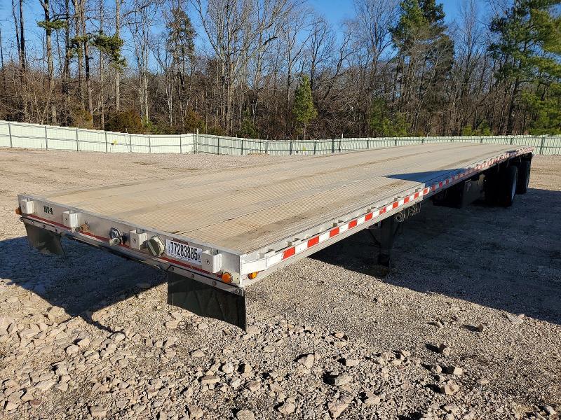 2001 East Manufacturing Flatbed Trailer