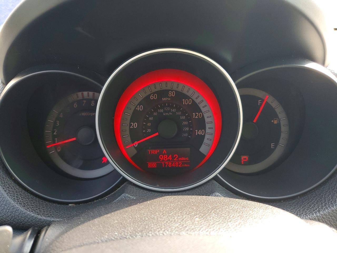 2011 KIA Forte sx
