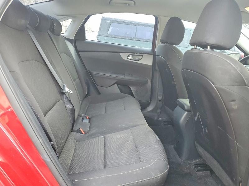 2021 KIA Forte fe