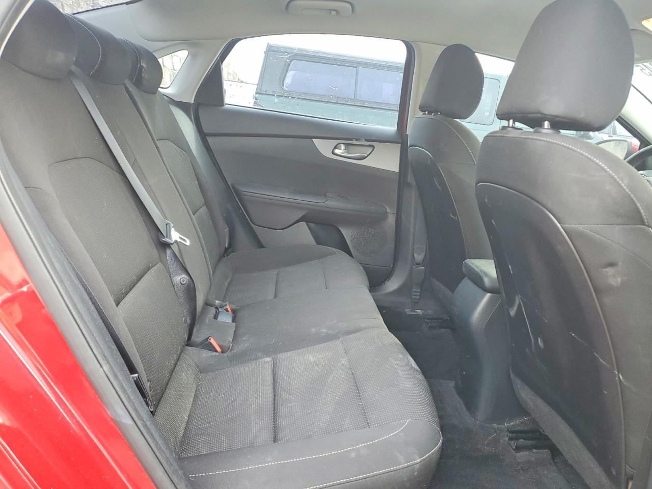 2021 KIA Forte fe