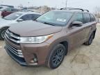 2017 Toyota Highlander le