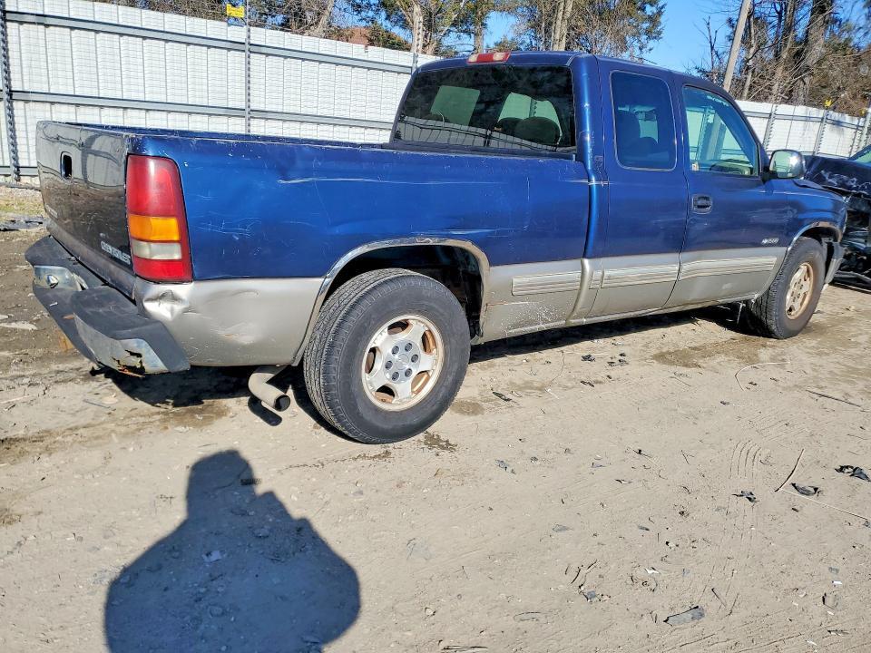 2000 Chevrolet Silverado C1500