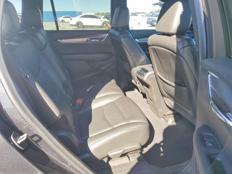 2021 Cadillac XT6 Luxury