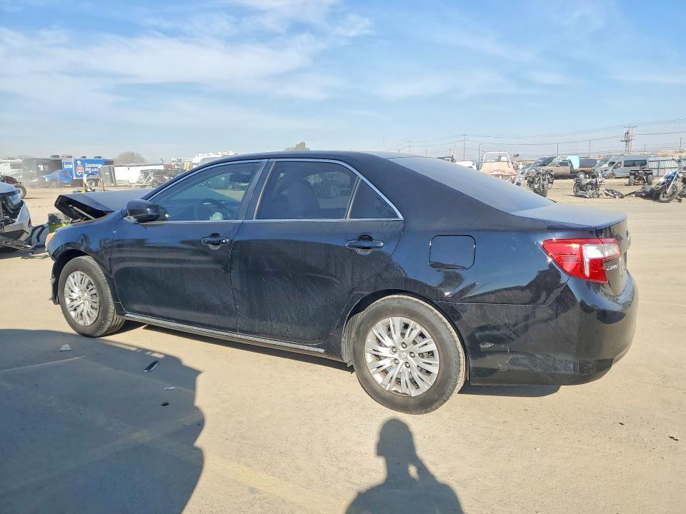 2012 Toyota Camry le