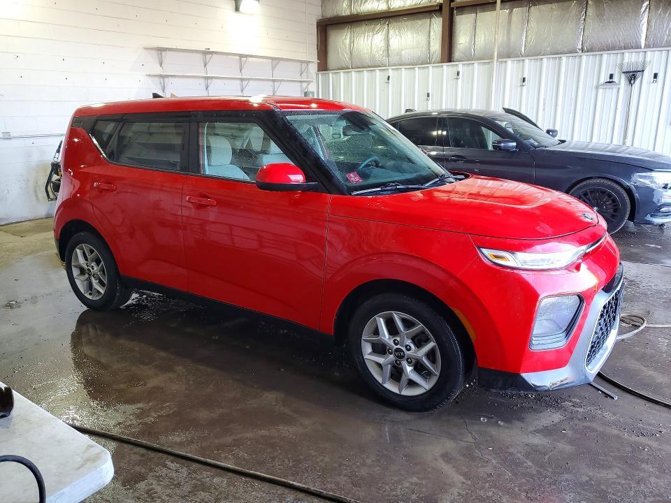 2021 KIA Soul s