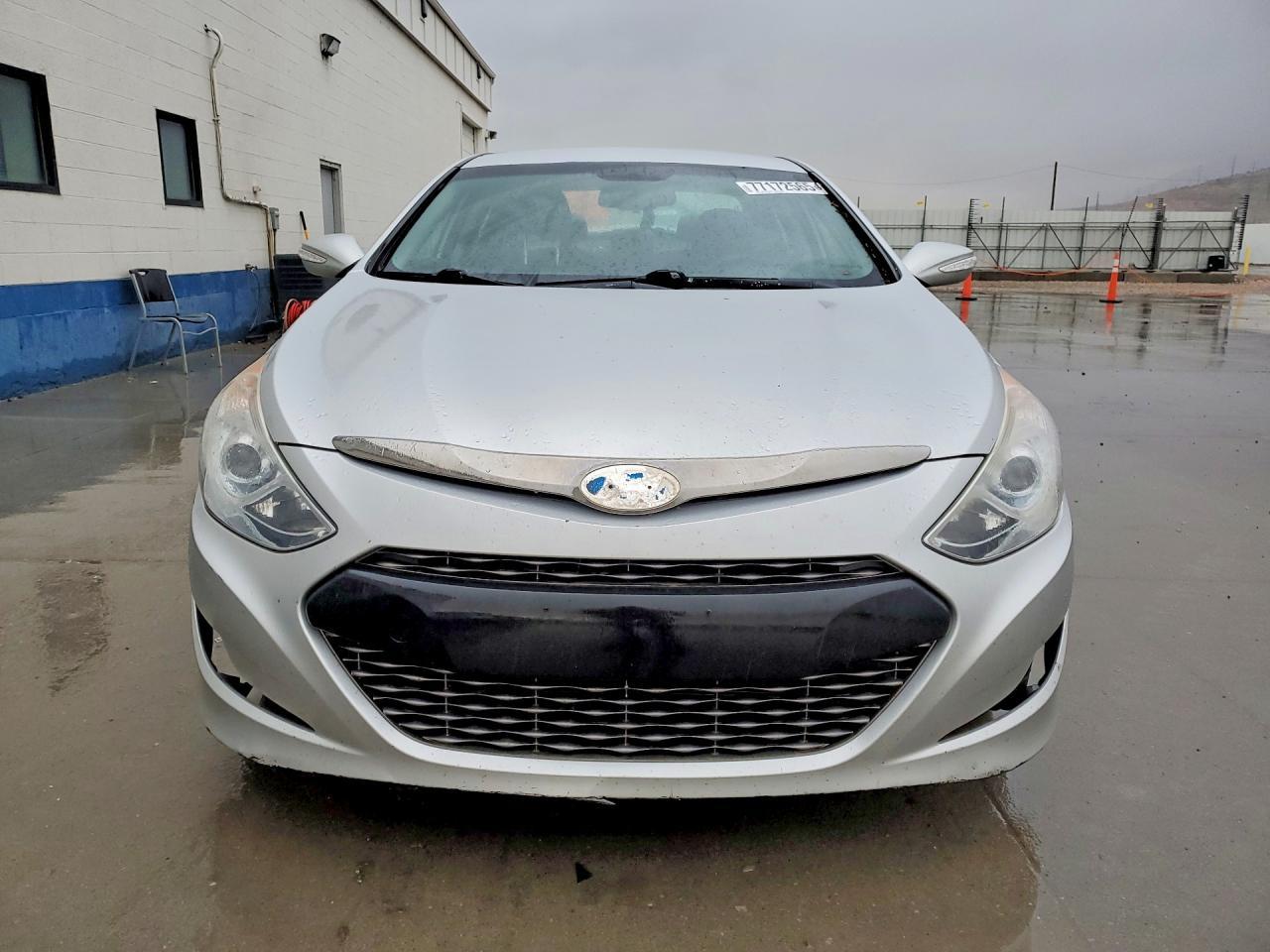 2013 Hyundai Sonata Hybrid