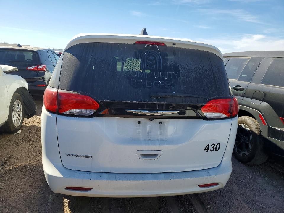 2023 Chrysler Voyager lx