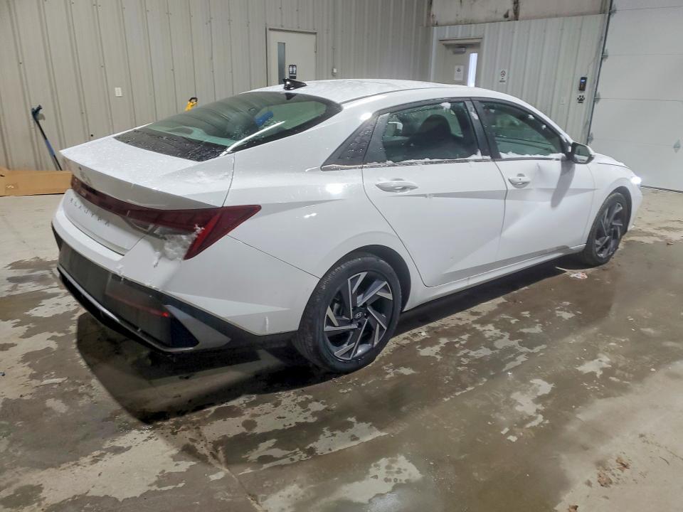 2025 Hyundai Elantra sel Convenience