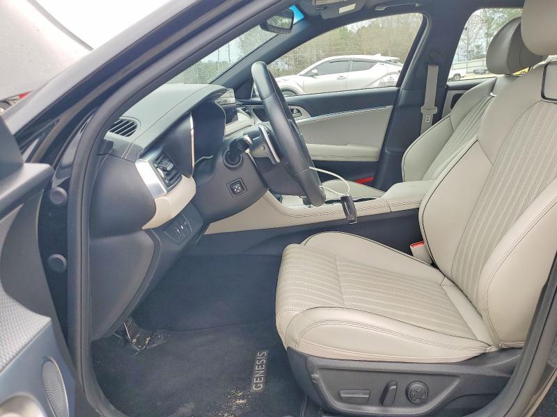 2023 Genesis G70 Base