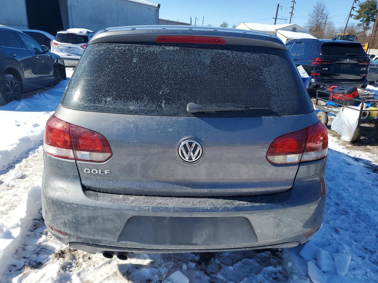 2011 Volkswagen Golf