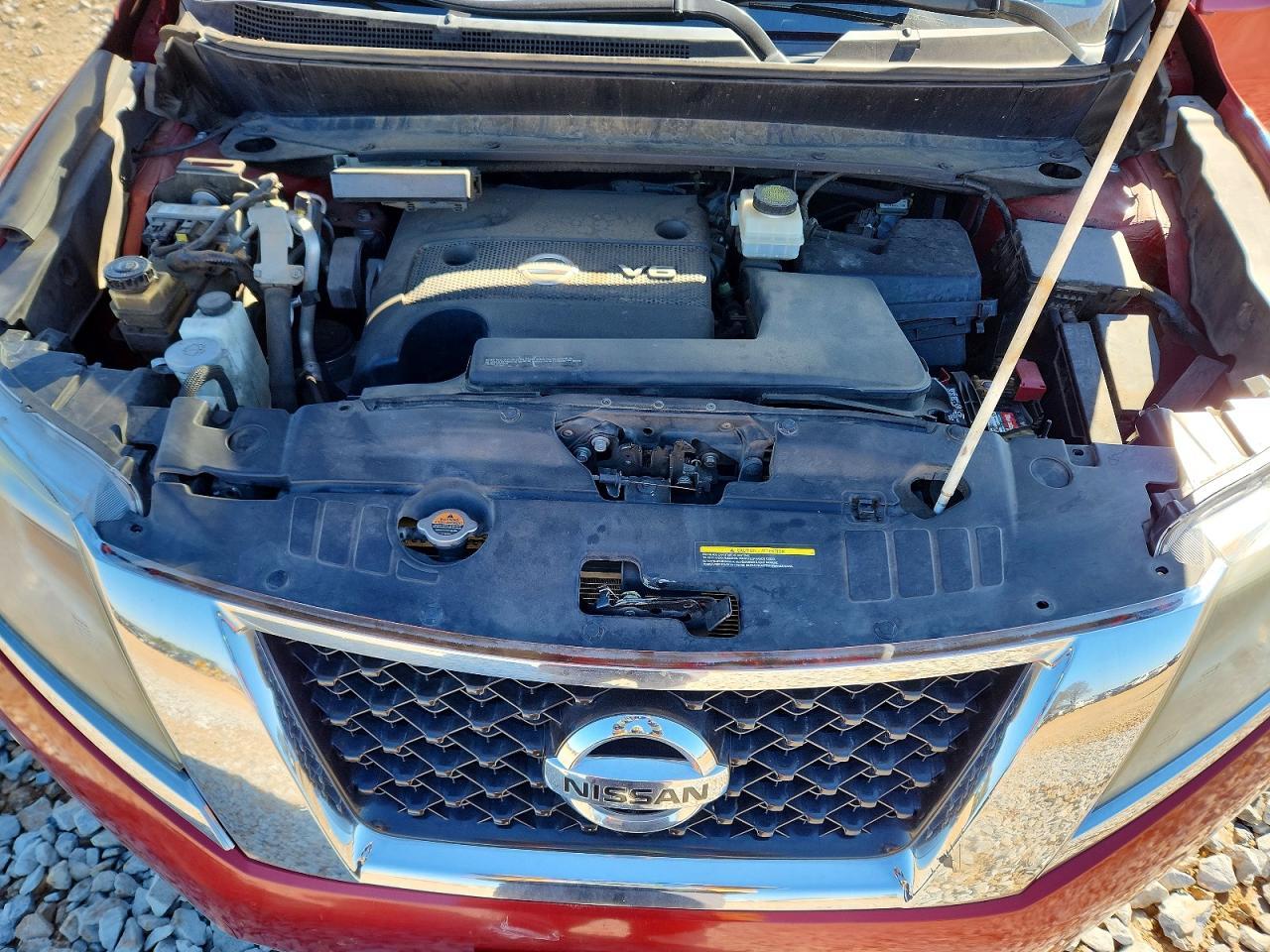 2013 Nissan Pathfinder s