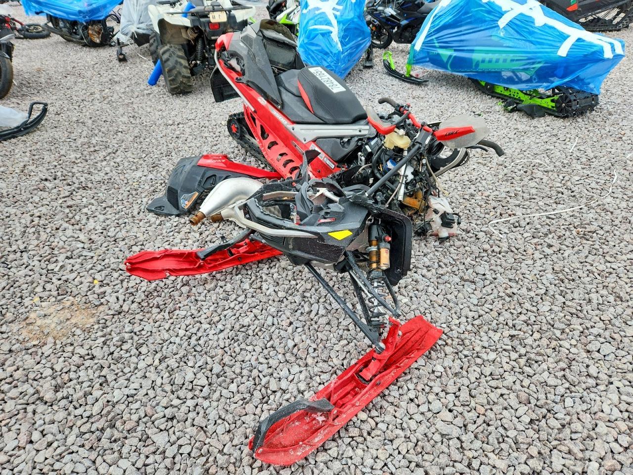 2023 Lynx Rave RE