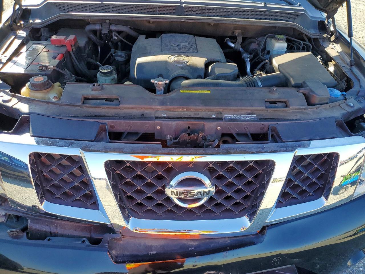 2012 Nissan Armada sv