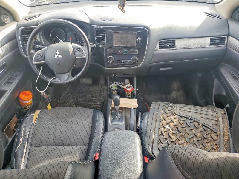 2015 Mitsubishi Outlander se