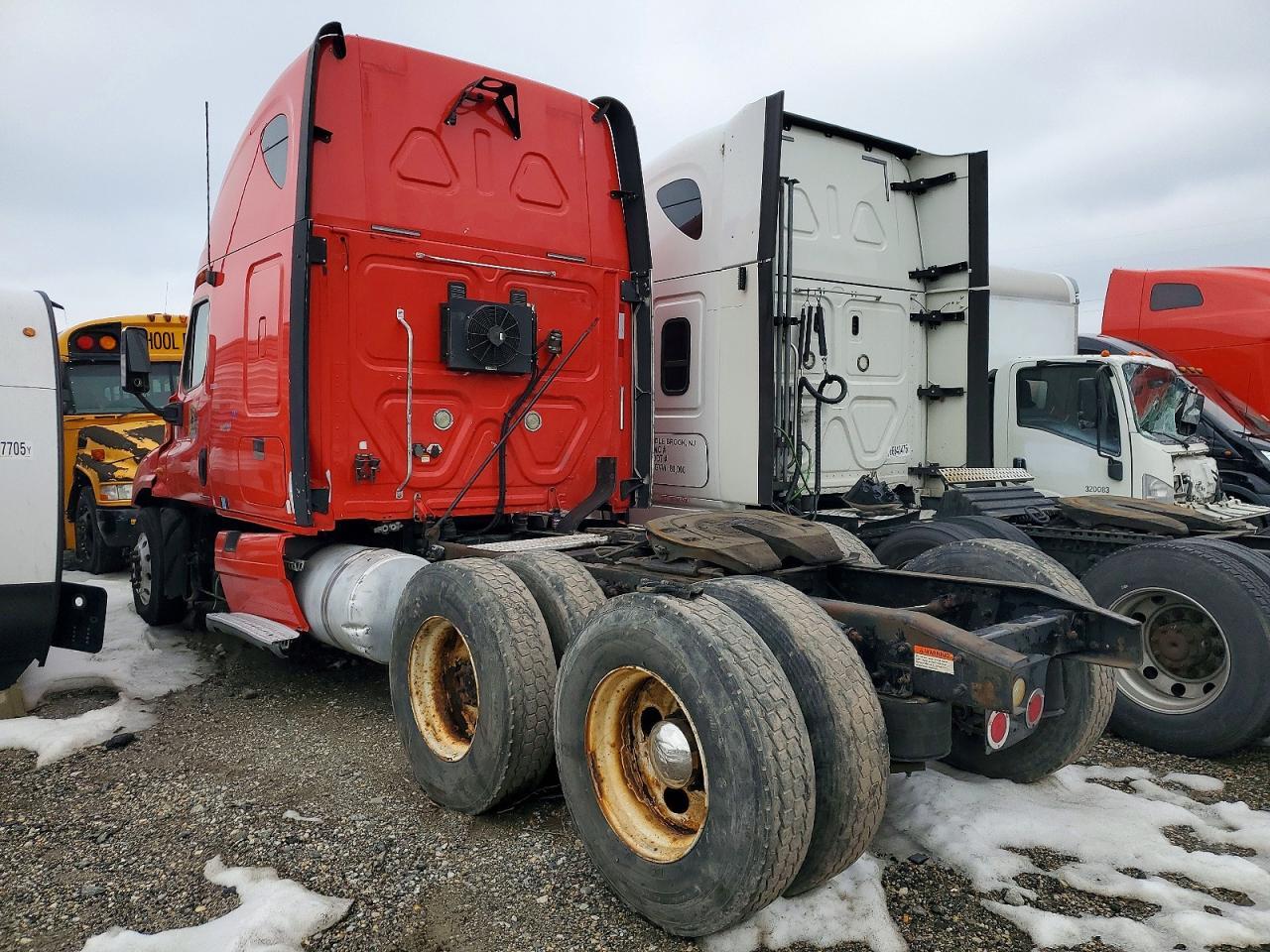 2009 Freightliner Cascadia Semi Truck