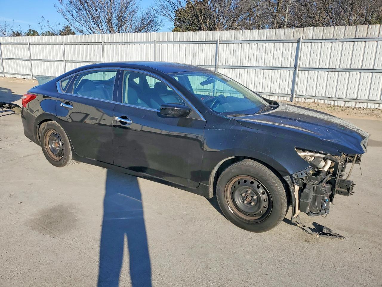 2017 Niss Altima 2.5 s