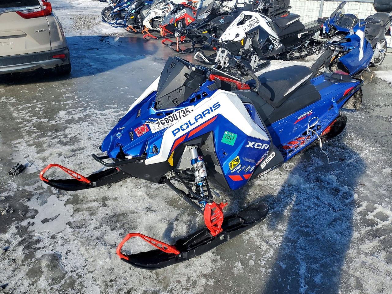 2022 Polaris Indy XCR 850 136