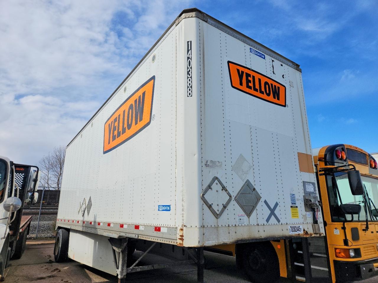 2017 Stoughton Trailers i