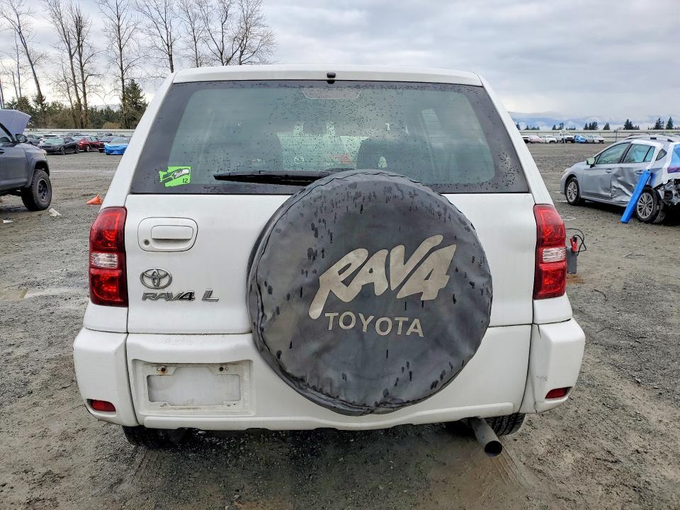 2004 Toyota Rav4 Base