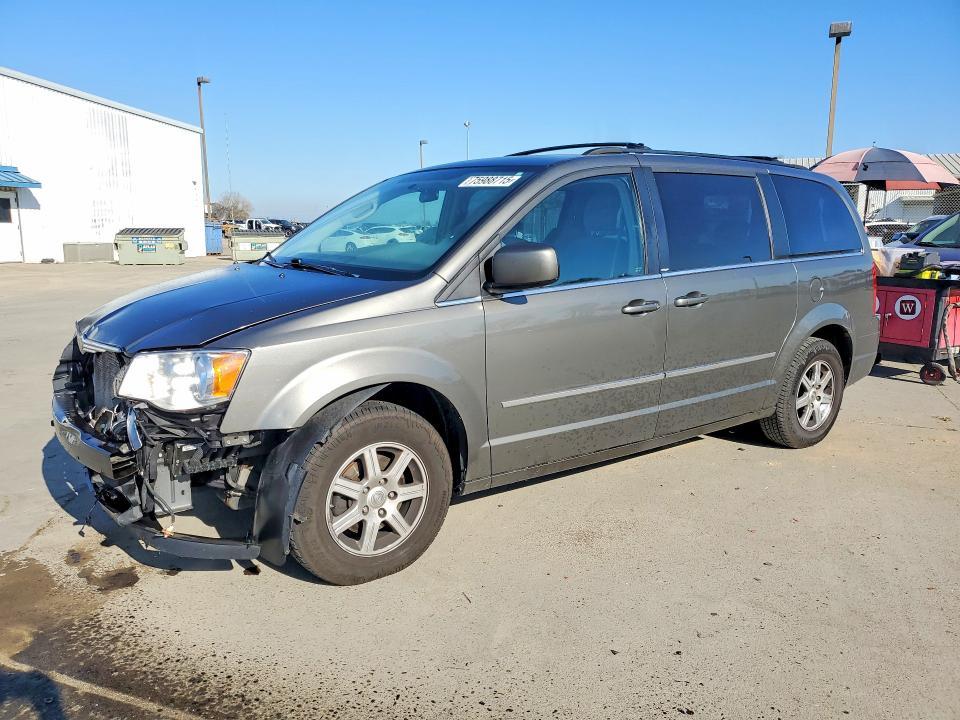 2010 Chrysler Town & Country Touring