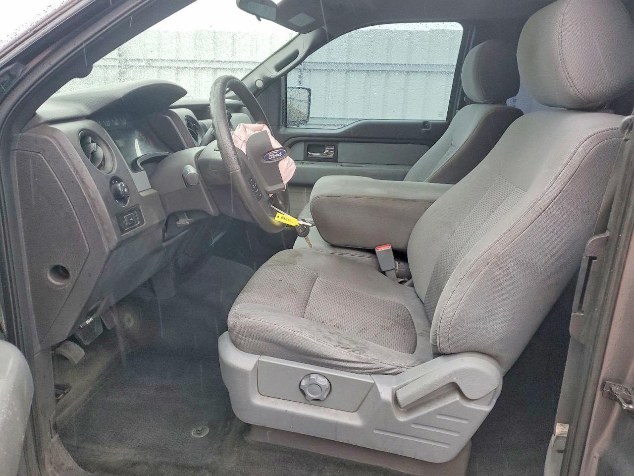 2013 Ford F150 Super cab