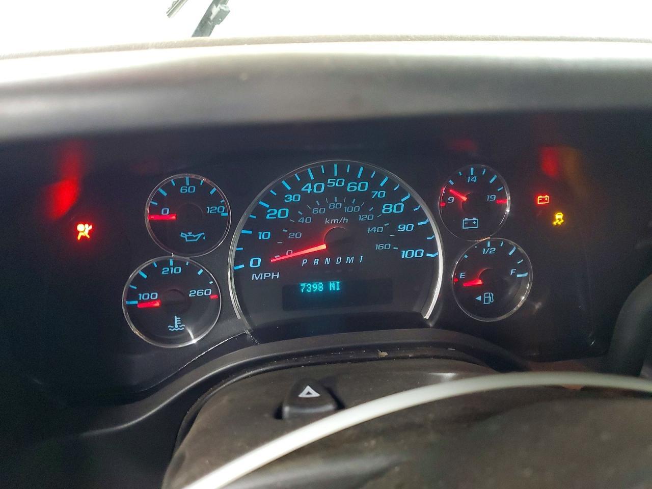 2025 Chev Express G2500