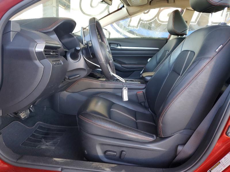 2024 Nissan Altima sr