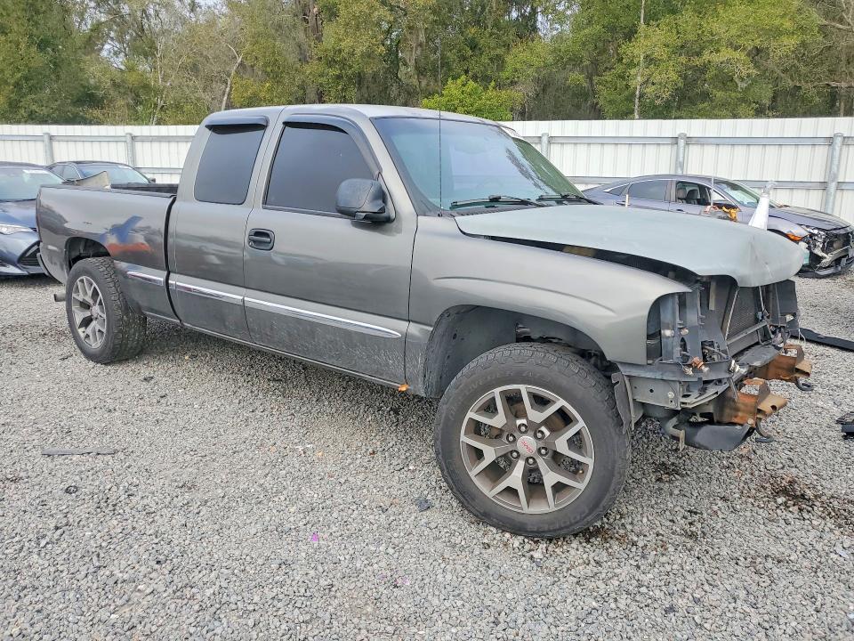 2002 GMC New Sierra C1500