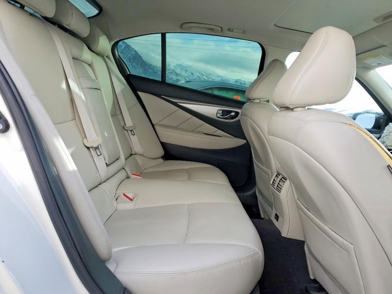 2021 Infiniti Q50 Luxe