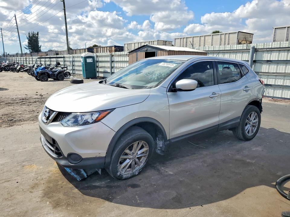 2017 Nissan Rogue Sport s