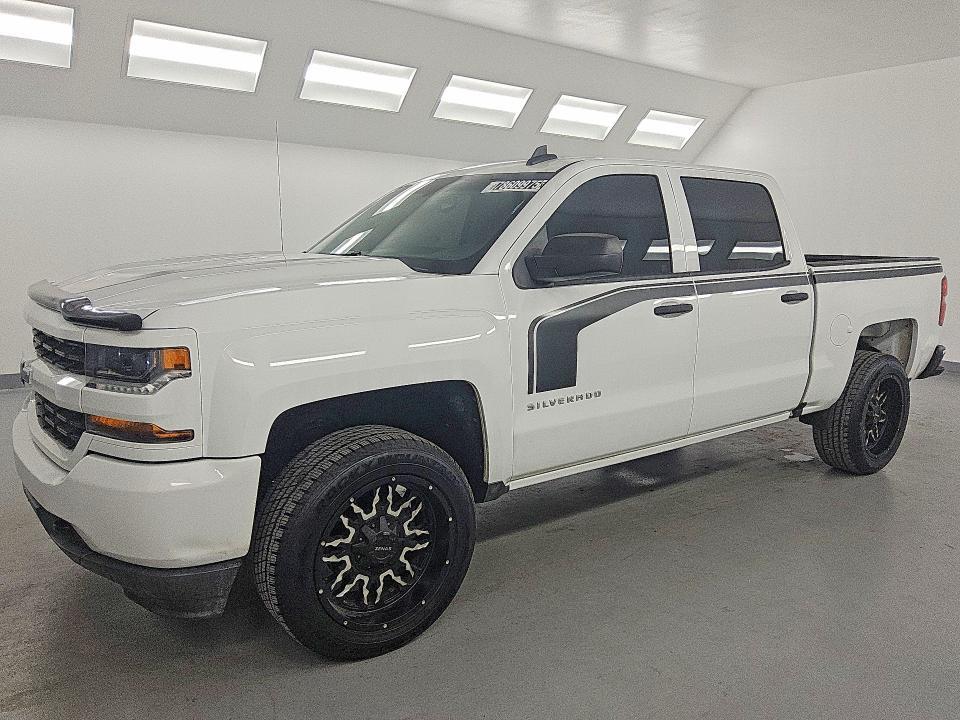 2018 Chevrolet Silverado C1500 Custom