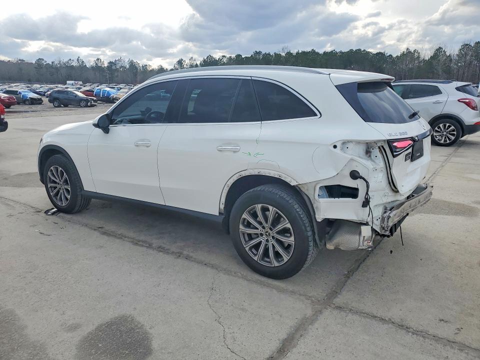2023 Mercedes-Benz Glc 300