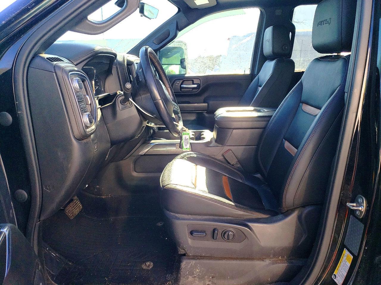 2020 GMC Sierra K2500 AT4