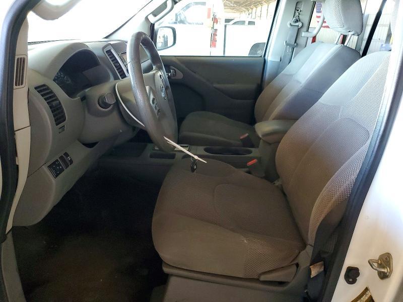 2016 Nissan Frontier s