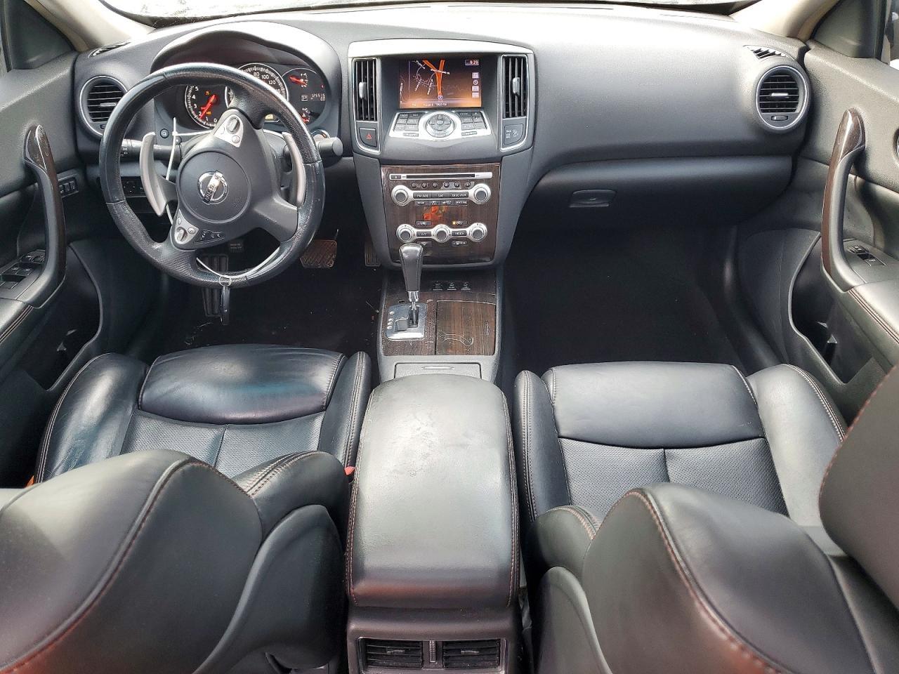 2013 Nissan Maxima s
