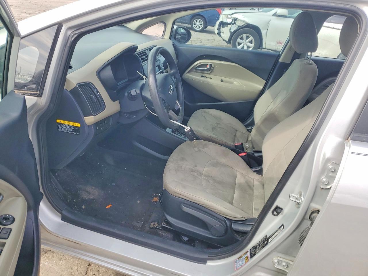 2016 KIA Rio lx