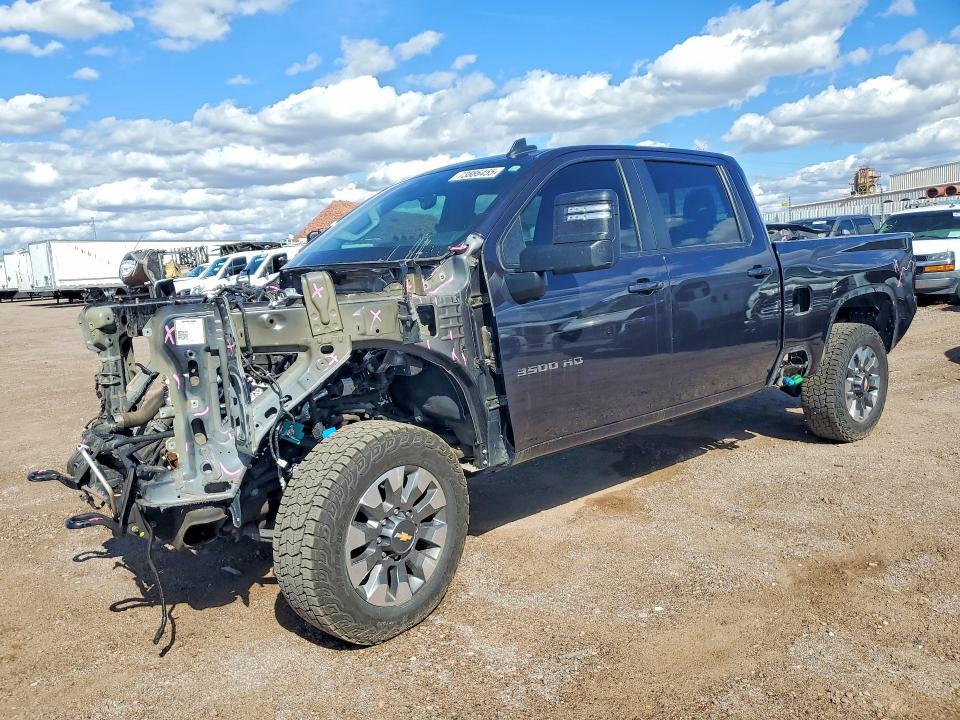 2024 Chevrolet Silverado K3500 lt