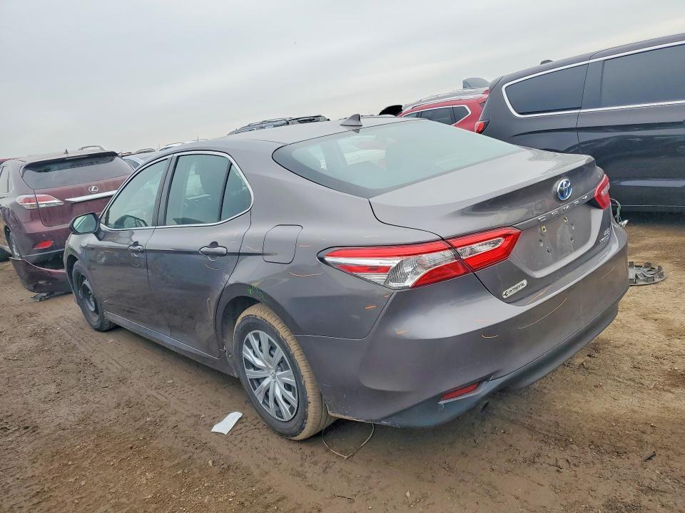 2019 Toyota Camry le