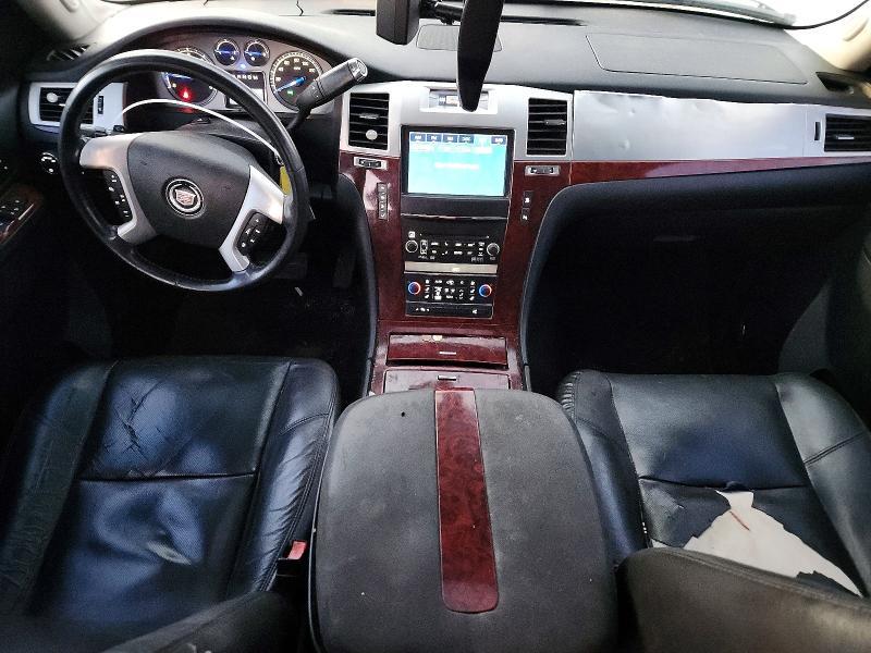 2011 Cadillac Escalade esv Premium