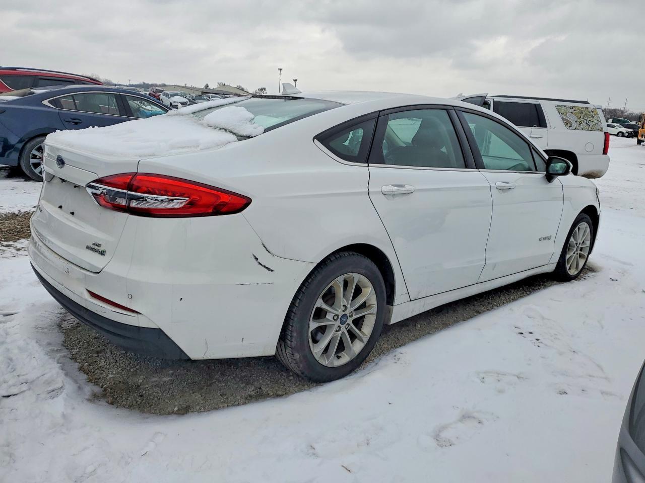 2019 Ford Fusion se