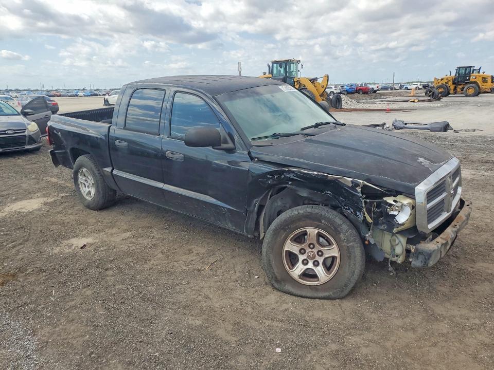 2005 Dodge Dakota Quad SLT