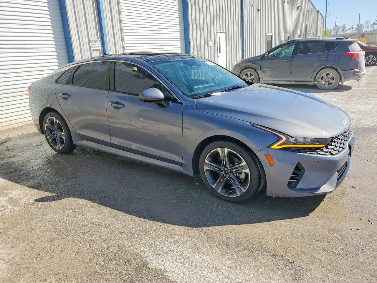 2022 KIA K5 ex
