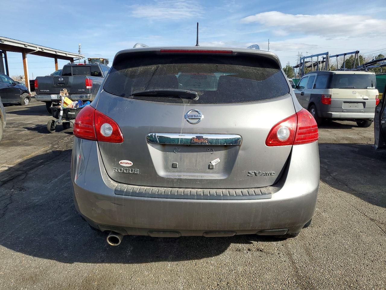 2013 Nissan Rogue s