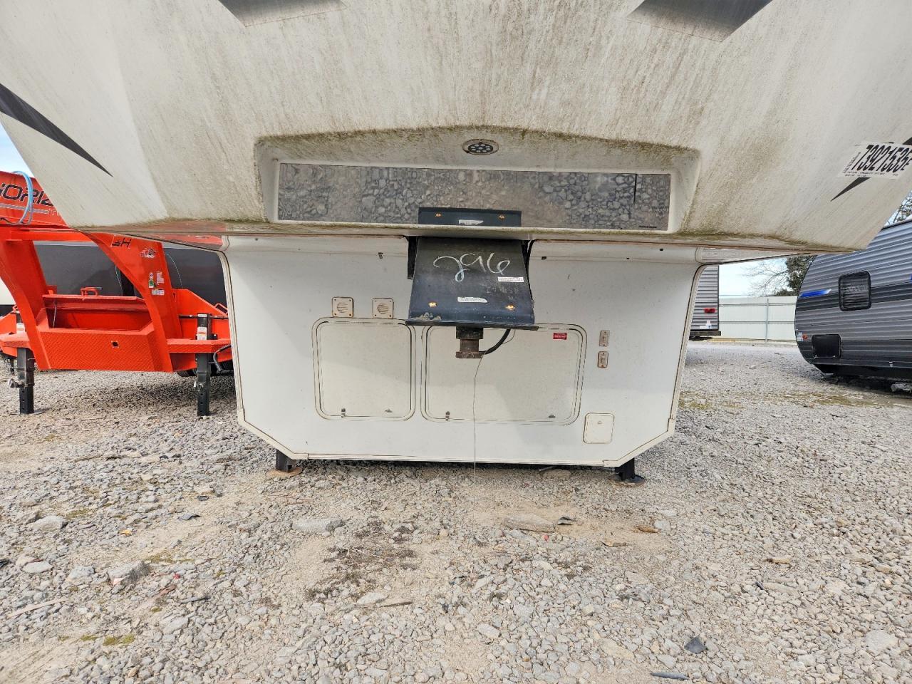 2013 Keystone 2013 Kutb Raptor RP3-Camper