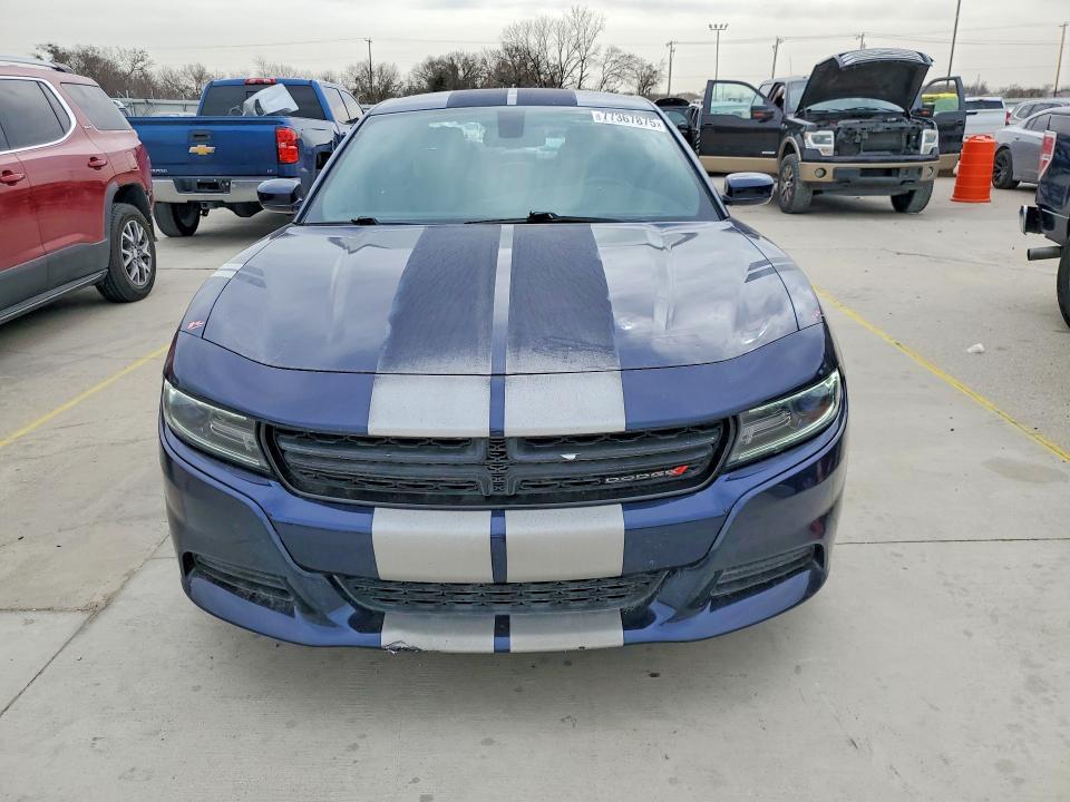 2015 Dodge Charger se