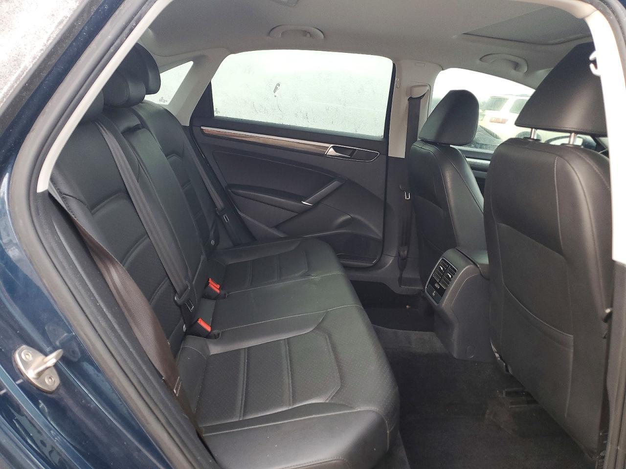 2018 Volkswagen Passat se