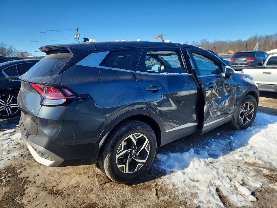 2025 KIA Sportage lx