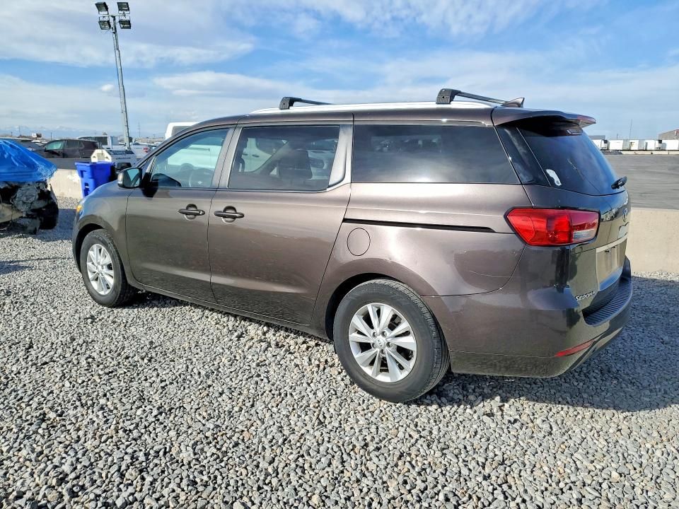 2016 KIA Sedona lx