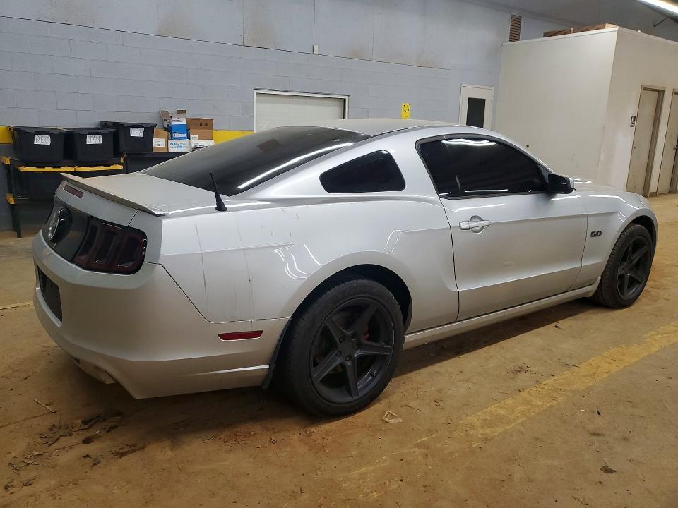 2013 Ford Mustang gt