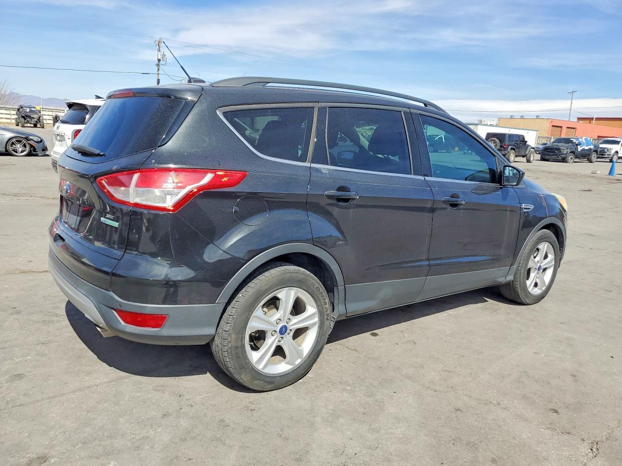 2015 Ford Escape se